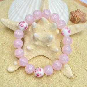 Beaded bracelet - pink and white
